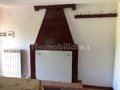 Comunanza, Contrada Sant'Anna, 9