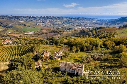 Ripatransone, Via Emidio Consorti