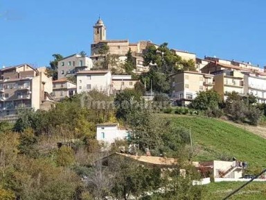 Carassai, Contrada Menocchia, 34