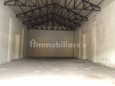 Magazzino - Deposito in Affitto