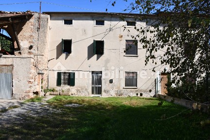 Terratetto unifamiliare Località Rotaia 2, Villafranca di Verona