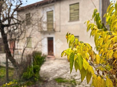 Terratetto unifamiliare via Argine Maronari 23, Centro, Belfiore