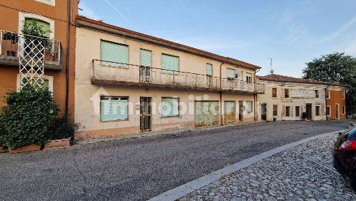 Terratetto unifamiliare piazza Salvo D'Acquisto, Costeggiola, Soave