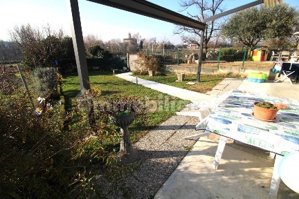 Terratetto unifamiliare via Chiesa 10/A, Settimo, Balconi, Pescantina