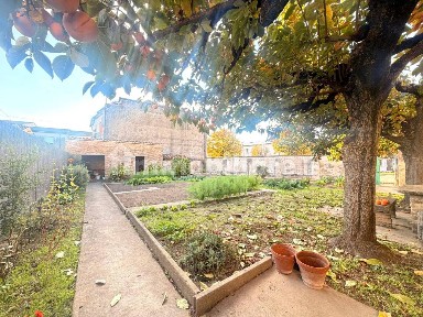 Terratetto plurifamiliare corso Arnaldo Fraccaroli, Centro, Villa Bartolomea
