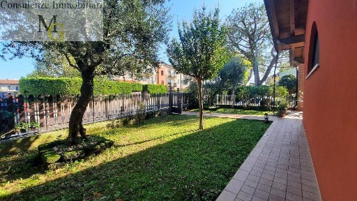 Terratetto unifamiliare 478 m², ottimo stato, Centro, San Bonifacio