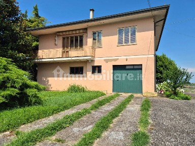 Terratetto unifamiliare 270 m², Centro, Roveredo di Guà