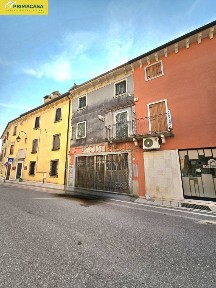 Terratetto plurifamiliare via banchette 11, Centro, Fumane