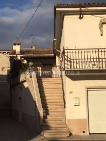 Terratetto unifamiliare piazza Ugo Zannoni, Volargne, Dolcè