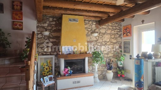 Terratetto unifamiliare 106 m², buono stato, Borgo Roma, Verona