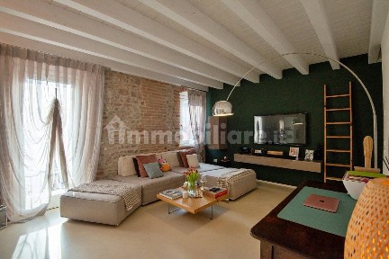 Terratetto unifamiliare 160 m², ottimo stato, Villafranca di Verona