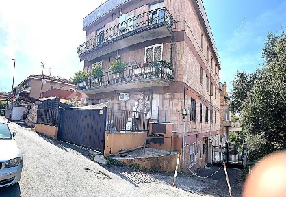 Attico via Pianoro 42, Vitinia, Roma