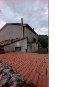 Cantalice, Via San Gregorio, 4