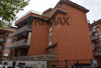 Attico via Boccaccio 12, Pomezia Centro, Pomezia