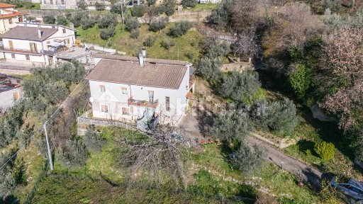Casaprota, Via Giuseppe Verdi