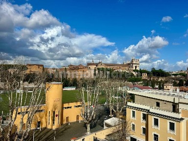 Attico via Metaponto, San Giovanni, Roma
