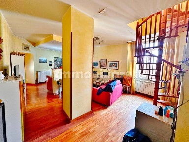 Attico ottimo stato, 120 m², Villa Fiorelli, Roma