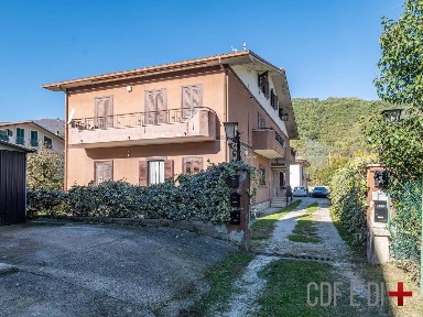 Trilocale via Nazionale, Centro, Borgo Velino