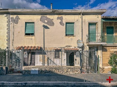 Quadrilocale via Roma, Centro, Castelnuovo di Farfa