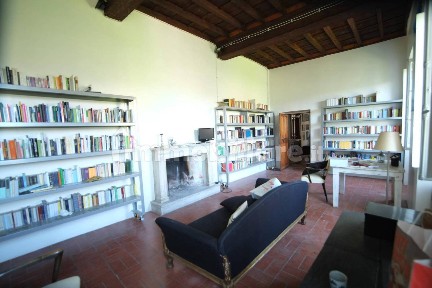 Toffia, Via Montecavallo