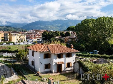 Trilocale via Pescorocchiano, Rieti