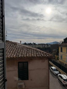 Quadrilocale viale 13 Giugno 26, Centro, Magliano Sabina