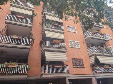Mansarda viale Città d'Europa, Torrino, Roma