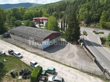 Capannone in Vendita