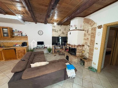 Bilocale via Salaria 74, Rieti