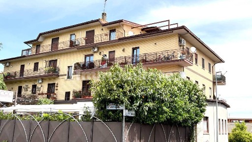 Attico via di Santa Cornelia 200, Valle Muricana, Roma