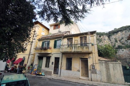 Bilocale piazza belvedere, Catino, Poggio Catino