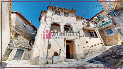 Appartamento via Trento, 4, Rieti