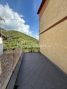 Trilocale via Adamo Onofri, Centro, Rivodutri