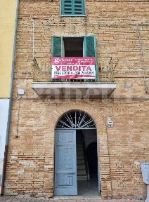 Trilocale via giuseppe garibaldi, 12, Centro, Stimigliano