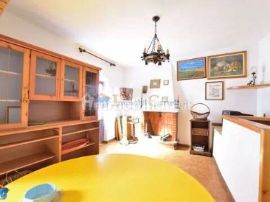 Trilocale via Vittorio Emanuele, 63, Turania