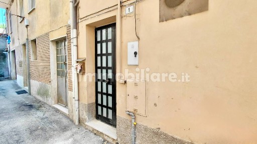 Trilocale via Giuseppe Garibaldi, 1, Rieti