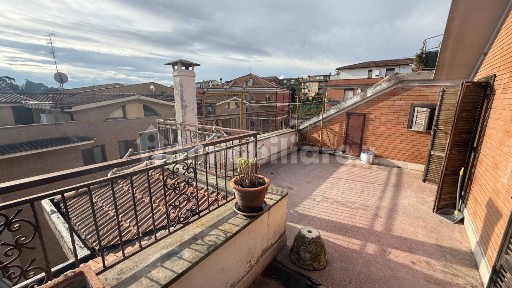 Mansarda via Dante Alighieri, Rignano Flaminio