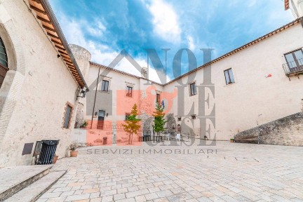 Bilocale via Appio Claudio 44, Centro, Mompeo