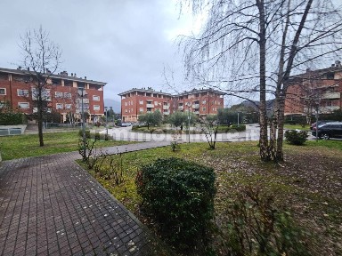 Trilocale via Luigi Cipriani, Rieti
