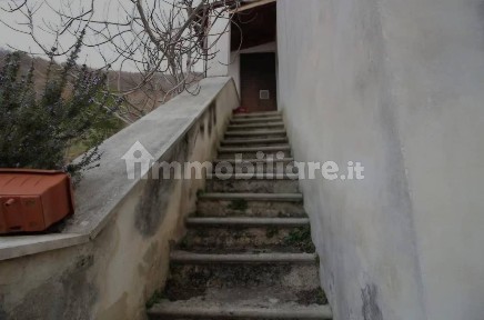 Trilocale via paterno, Cittaducale