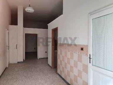 Trilocale via XXIV Maggio 62, Centro, Manfredonia