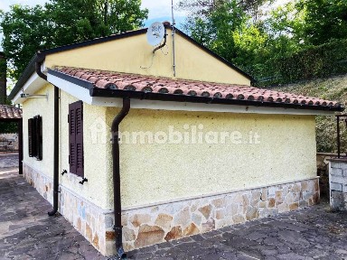 Bilocale ottimo stato, piano terra, Colli sul Velino