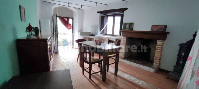 Appartamento via del Mercato, Castel San Pietro, Poggio Mirteto