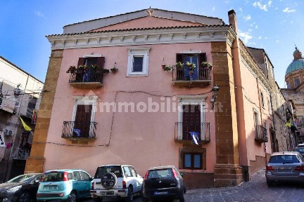 Appartamento via Camillo Benso di Cavour 30, Piazza Armerina