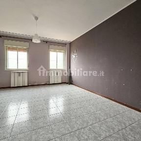 Quadrilocale largo Enna 4, Regalbuto