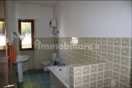 Appartamento all'asta via Della Stazione 2, 4, 6- 6A, Valguarnera Caropepe