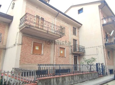 Quadrilocale via Pietro Nenni, 13, Troina