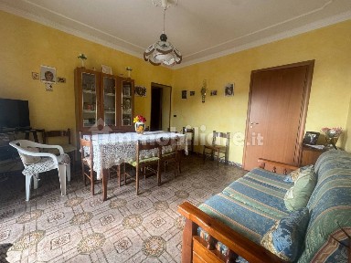Quadrilocale buono stato, secondo piano, Troina
