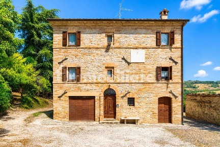 Rustico contrada Castellarso Ete, Belmonte Piceno