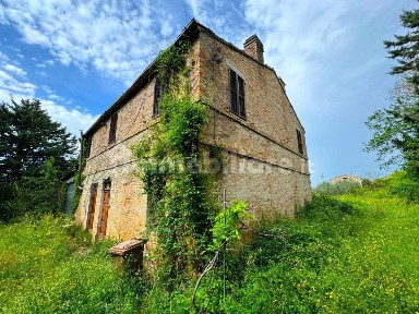 Rustico via Lauretana snc, Fermo